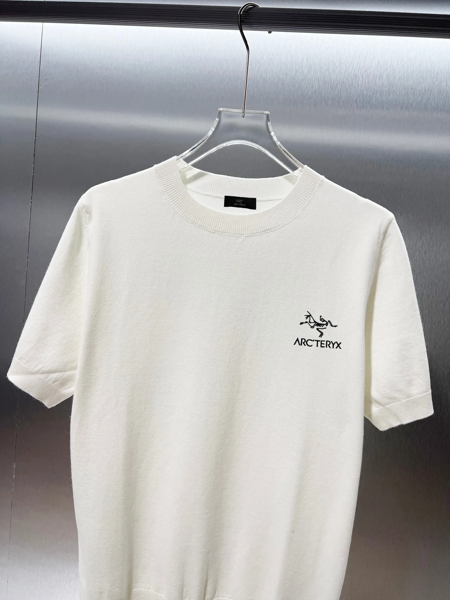 ARC TERYX* Classic logo T ✅ Quality ‼ ● ● ● ● 1：1 ● ●Size：M L XL XXL XXXL